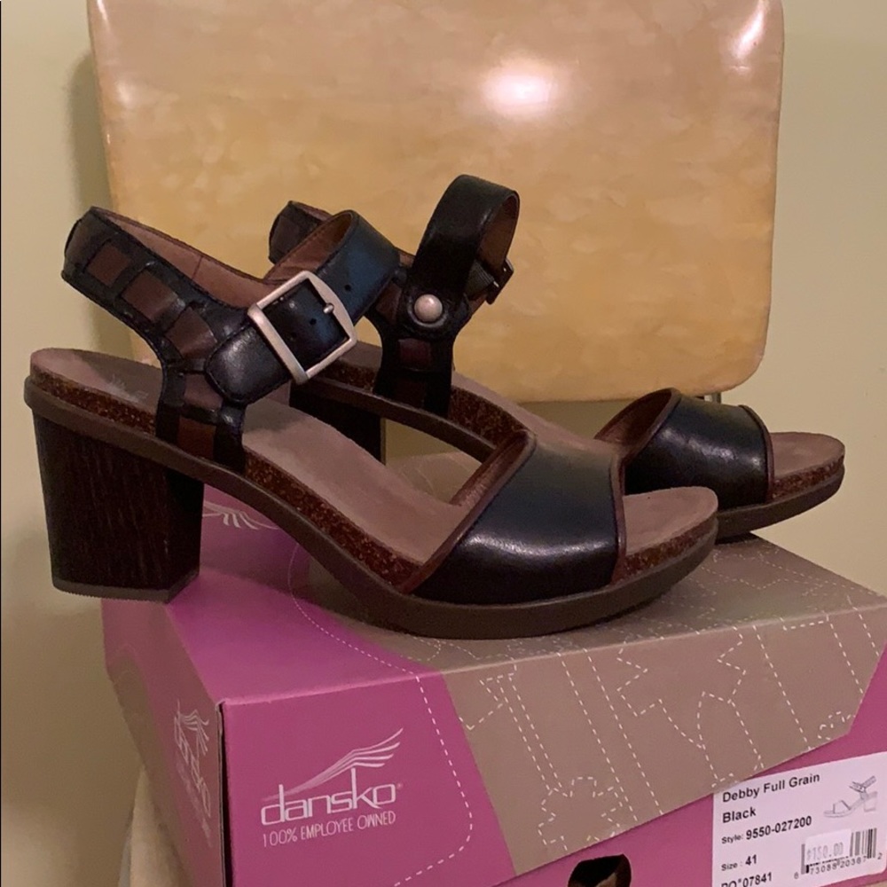 Dansko Debby Black NWT- size 41